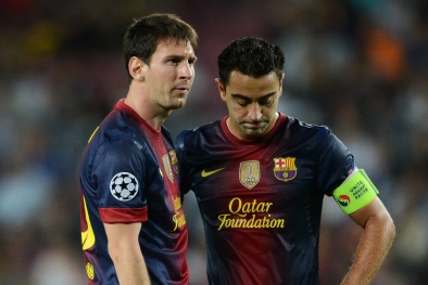 Xavi dùng Ronaldo để 'khích' Messi thi đấu bùng cháy dữ dội hơn