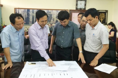 Hai công nhân bị mắc kẹt dưới tầng đất đá trong vụ sập hầm lò