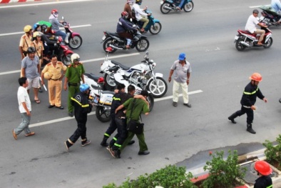 TP.HCM: 2 lính cứu hỏa bị thương khi làm nhiệm vụ