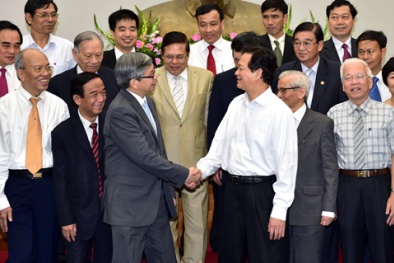 Thủ tướng: Lắng nghe trí thức, nhà khoa học để đưa ra quyết định có lợi cho đất nước