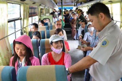 TPHCM: Nạn sàm sỡ, móc túi trên xe buýt gặp ‘thiên địch’