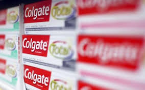 Phát hiện trên 500 tuýp kem đánh răng giả mạo nhãn hiệu Colgate
