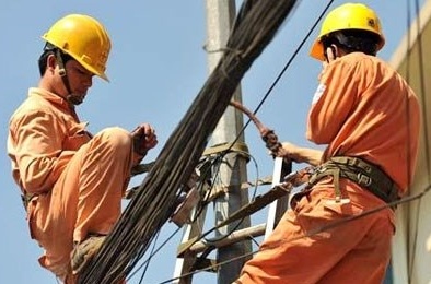 Hà Nội nóng, tiêu thụ tăng 28%, mất điện liên tục