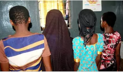 Kẻ đồi bại lĩnh án tù vì làm nhục cả con ruột và cháu gái