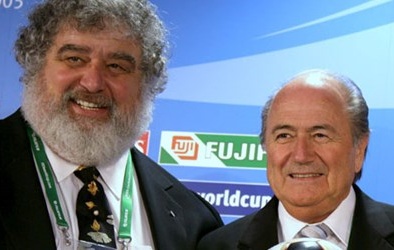 Cựu quan chức cấp cao FIFA 'thừa nhận' lấy tiền hối lộ