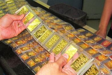 Giá vàng hôm nay 4/6/2015 bất ngờ chạm đáy 3 tuần