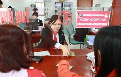 Dồn dập thay tướng ngân hàng