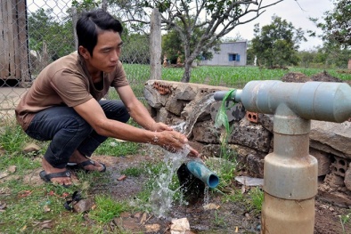 Gần 20 giếng khoan phun nước cả chục năm