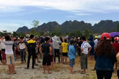Nghệ An: 2 vợ chồng nổ mìn tự sát, thi thể văng xa hàng trăm mét