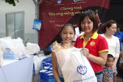 1000 Phần quà trao cho trẻ em thiếu may mắn