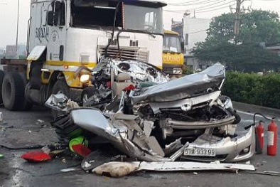 Khởi tố, bắt tạm giam tài xế gây ra vụ tai nạn thương tâm khiến 5 người chết