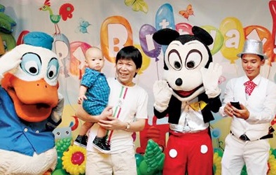 Nở rộ sinh nhật trăm triệu cho trẻ