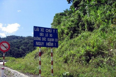 Tin tức mới nhất vụ xe giường nằm rơi xuống vực ở Quảng Nam