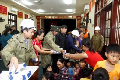 Hải Phòng: Di dân Đồ Sơn tránh bão số 1