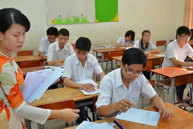 Kỳ thi THPT Quốc gia 2015: Thí sinh không nên phân tâm với đề thi thử