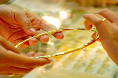 Giá vàng hôm nay 30/6 đạt đỉnh một tuần sau khủng hoảng Hy Lạp