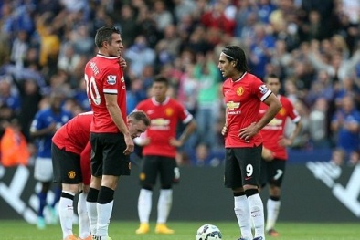 Man United 'chào giá' Muller 160 triệu euro, 'bí mật' đàm phán bán Van Persie