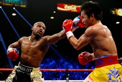 Mayweather bị tước đai vô địch ở trận đấu với Pacquiao