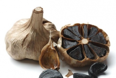 Rộ mốt làm 'thần dược' tỏi đen tại nhà
