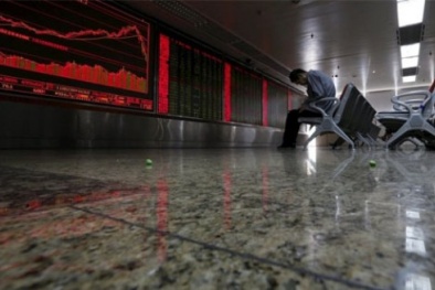 Dân Trung Quốc bán gấp nhà để bù lỗ chứng khoán