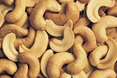 Thu hồi gần 4 tấn hạt điều nhiễm khuẩn độc hại