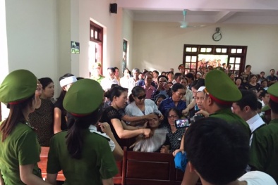 Vụ 'quan tài diễu phố': Đề nghị triệu tập ông Trần Khánh Dũng 