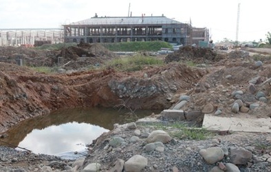 DN Trung Quốc rầm rộ xây dựng dự án không phép