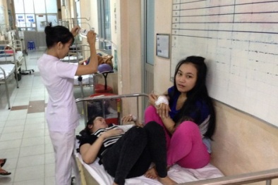 Công nhân liên tiếp bị ngộ độc tập thể do đâu?