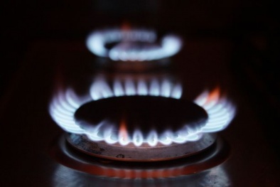 'Trộm' đột nhập vào nhà để ... thắp nến và bật bếp ga 