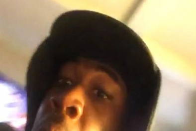 Bị bắt vì ăn trộm iPhone lại còn tranh thủ tự sướng 