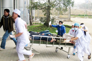 Huế: 50 người trong làng bị ngộ độc thực phẩm sau đám giỗ