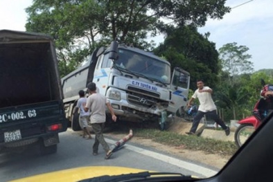 Tai nạn giao thông kinh hoàng, gia đình 3 người thương vong
