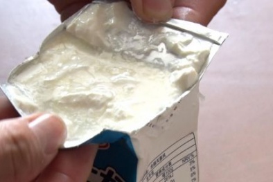 Trung Quốc: Bà bầu suýt sinh non vì uống phải sữa biến chất