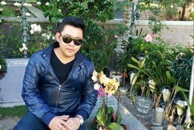 Quang Lê lại gây 'bão' facebook bằng hình ảnh ngồi lên mộ nhạc sỹ
