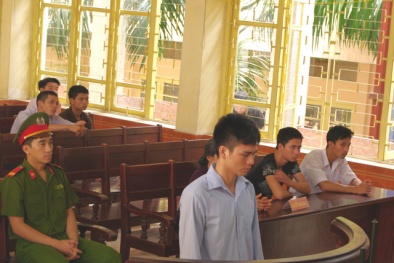 Hung thủ 'án oan ông Chấn' lĩnh án, tòa kiến nghị điều tra mở rộng