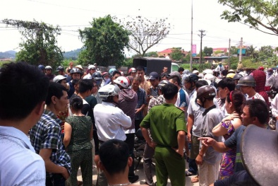 'Nói chuyện' bằng... dao khiến hai vợ chồng bị đâm trọng thương