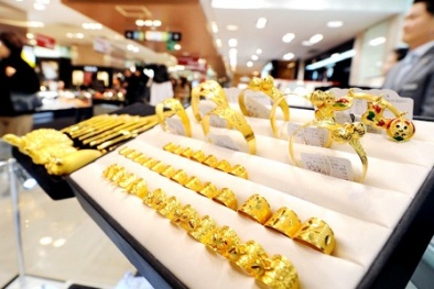 Giá vàng hôm nay 29/7/2015 giảm nhẹ, duy trì gần mốc 1.100 USD