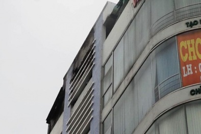 Tp. HCM: Báo cháy cho thẩm mỹ viện 6 tầng bằng cách...ném đá