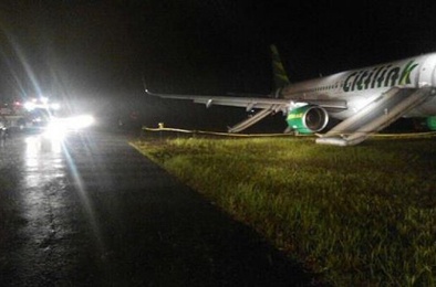 Indonesia: Máy bay trượt khỏi đường băng, sân bay ngừng hoạt động