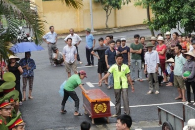 Một người đàn ông chết 'bất thường' khi bị tạm giữ tại Công an huyện Quốc Oai
