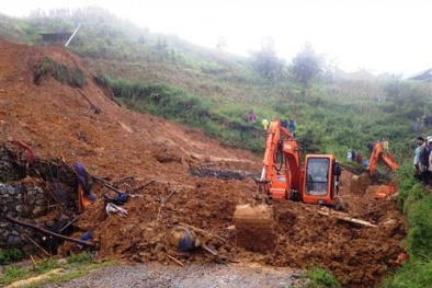 Sạt lở đất ở Cao Bằng: Nghẹn lòng cảnh sinh ly tử biệt
