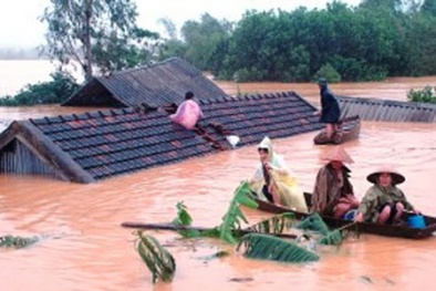 Hai ngày 6 người chết vì mưa lũ, ngày mai mưa miền Bắc giảm nhanh