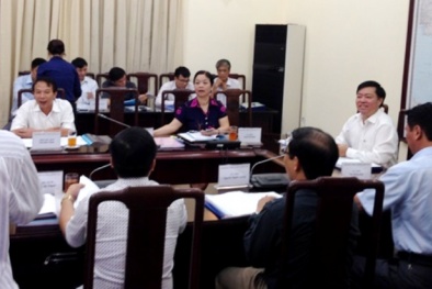 'Căng thẳng' họp bàn tăng tiền lương 2016