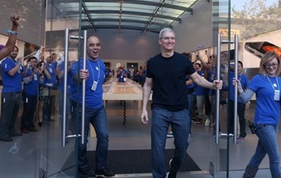 Apple chi hơn 15 tỷ đồng/năm bảo vệ an ninh cho CEO Tim Cook