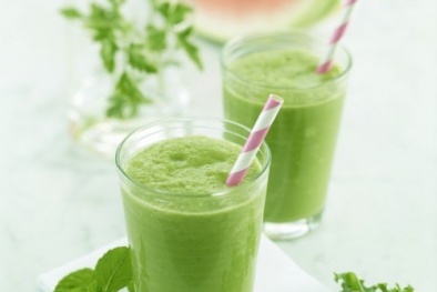 Sinh tố đậu xanh rau má giải nhiệt, thanh lọc cơ thể hiệu quả