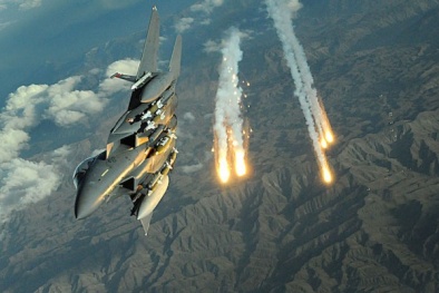 Nhiều tay súng khủng bố IS chết thảm dưới bom không kích 