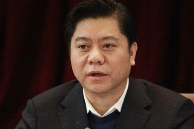 Trung Quốc cách chức Phó cục trưởng du lịch vì tham nhũng, lộ bí mật nhà nước