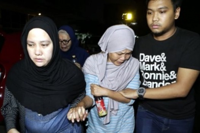 Máy bay rơi ở Indonesia: Nhân chứng kể lại giây phút kinh hoàng