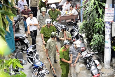 Nghịch tử cầm dao chém bố mẹ, đuổi đánh công an vì lên cơn nghiện
