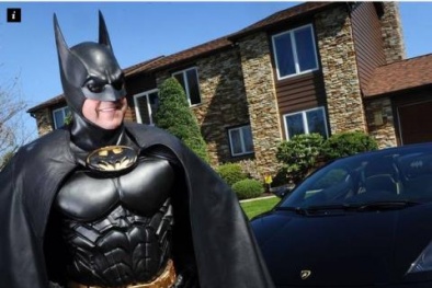 Tấm lòng nghĩa hiệp của Người Dơi đời thực vừa chết vì tai nạn ở Mỹ